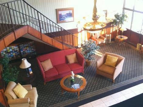 Hôtel Ramada Mystic Extérieur photo